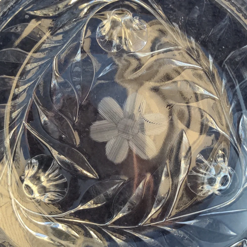 Elegant vintage Cut glass footed bowl, floral design, scalloped edge